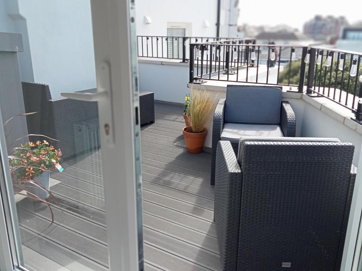 Glorious Duplex Holiday Apartment By The Sea Bognor Regis Exteriér fotografie